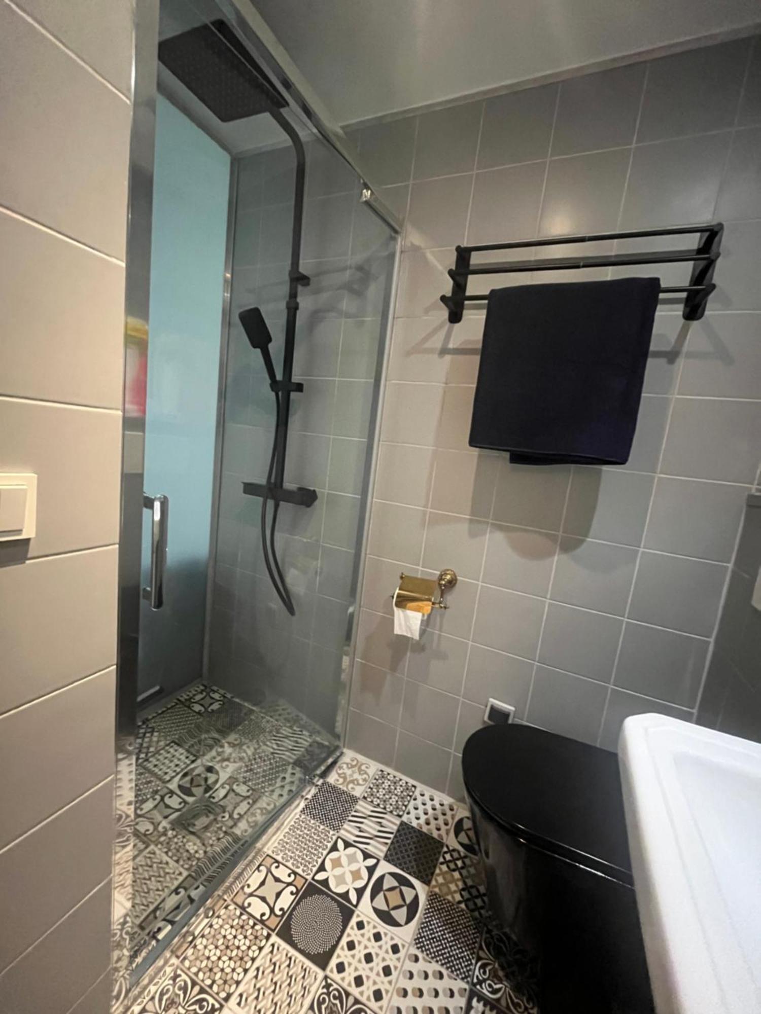 Appartement Petit Dupleix Atypique Porte Maillot F3